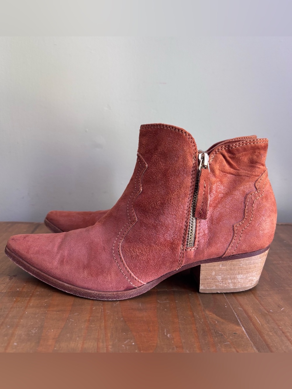 Sundance Catalog Western Pointed Toe Leather Ankle Boots-Made in Italy-38-7.5/8